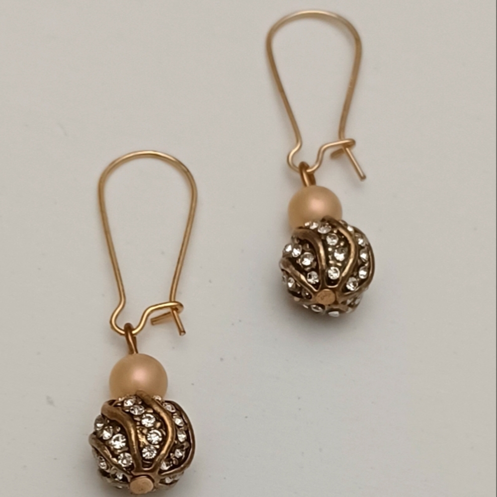 DANGLING SPHERE DROP EARRINGS